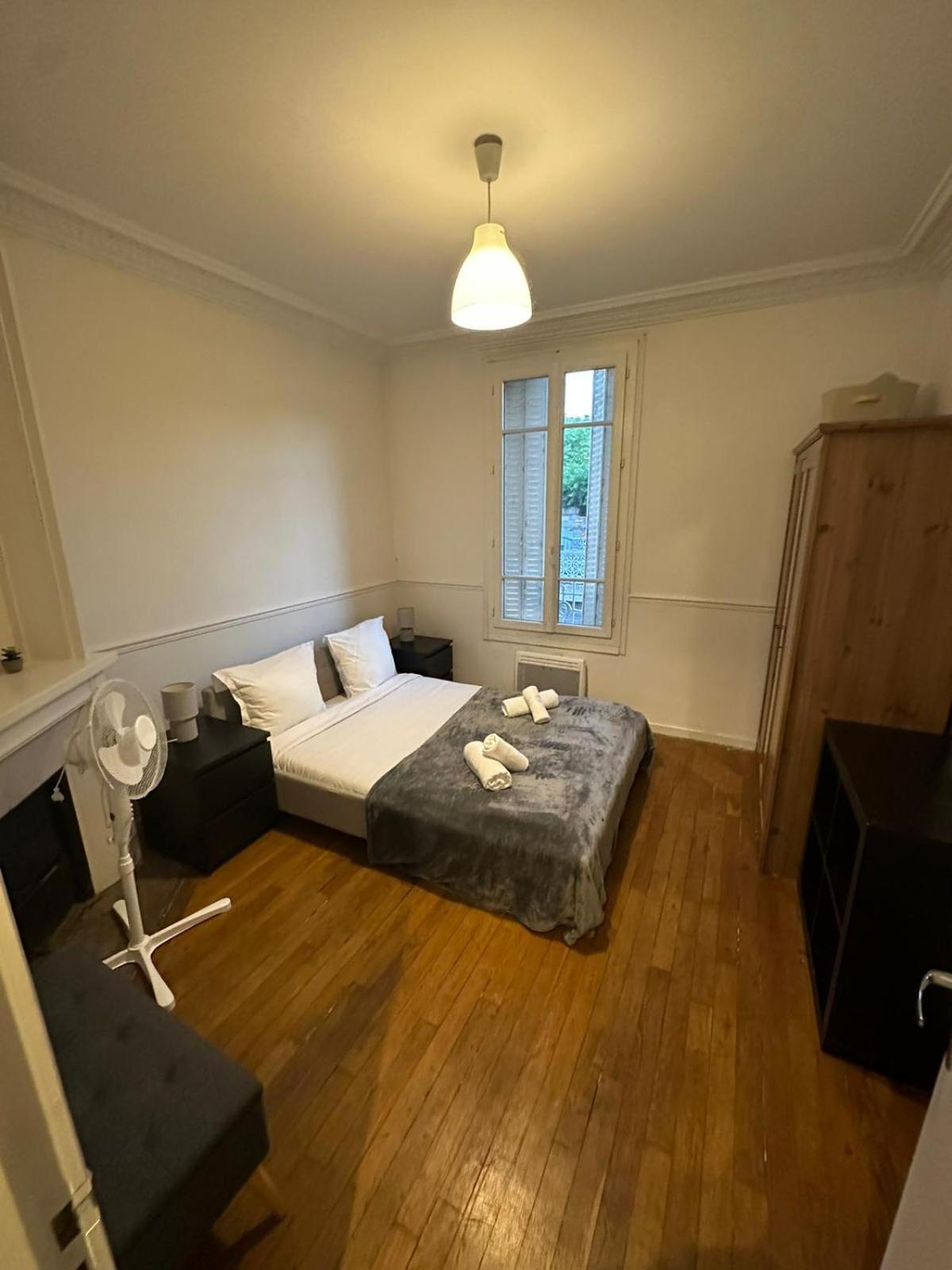Cosy Proche Paris Appartement *
